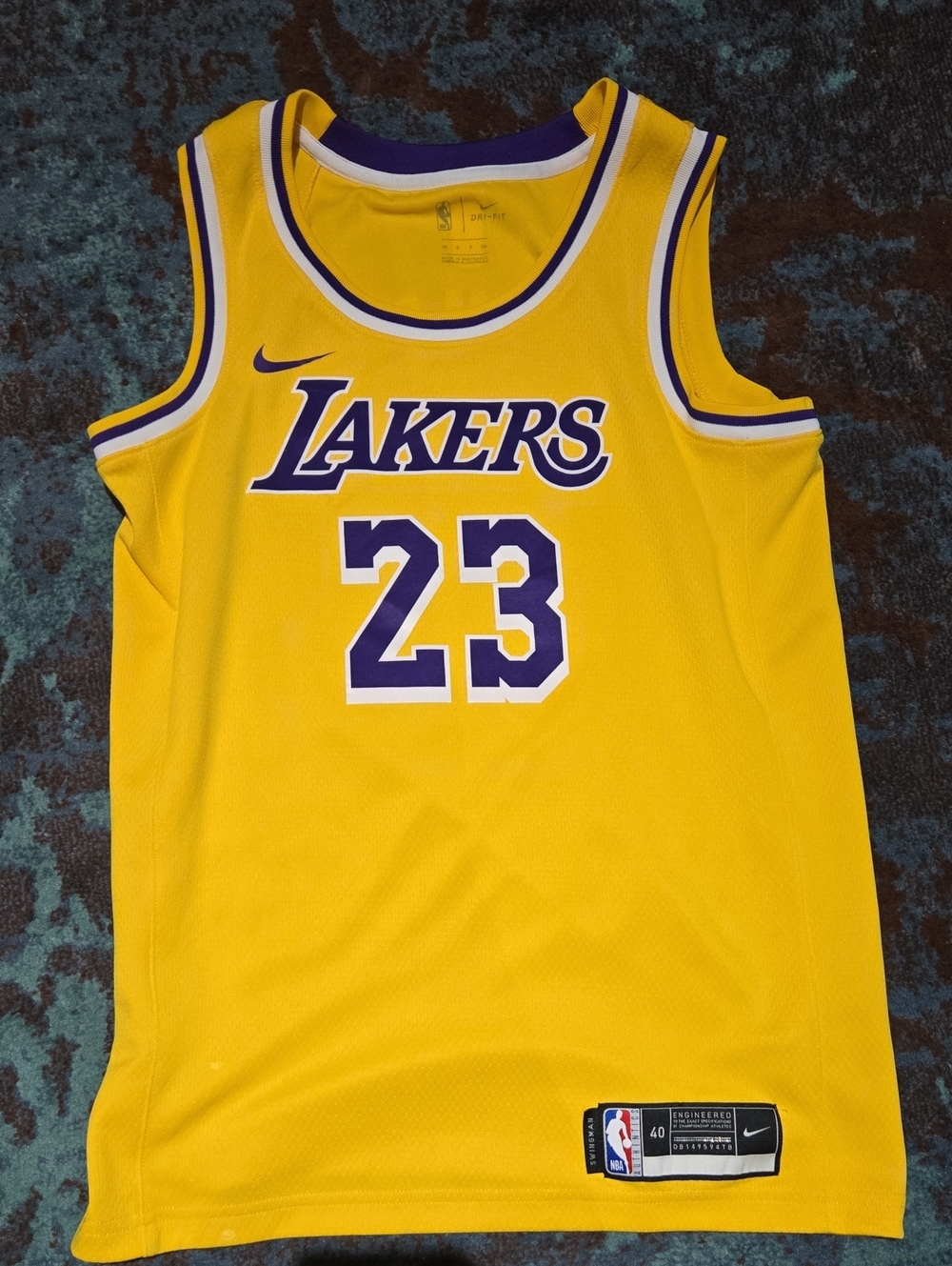 lebron laker jersey